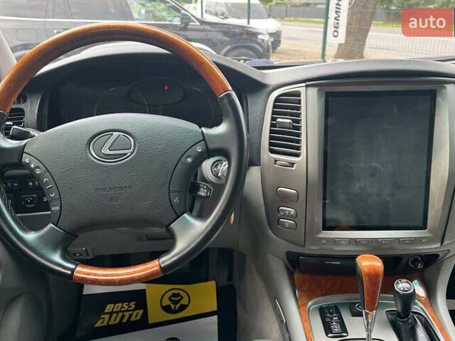 Черный Лексус ЛХ, объемом двигателя 4.7 л и пробегом 259 тыс. км за 17200 $, фото 16 на Automoto.ua