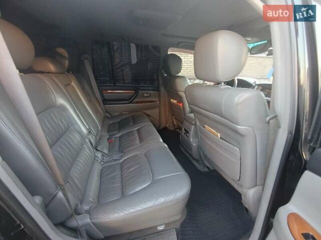 Черный Лексус ЛХ, объемом двигателя 4.67 л и пробегом 252 тыс. км за 17200 $, фото 12 на Automoto.ua