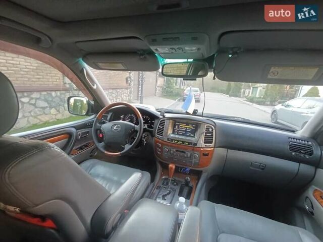 Черный Лексус ЛХ, объемом двигателя 4.67 л и пробегом 252 тыс. км за 17200 $, фото 6 на Automoto.ua