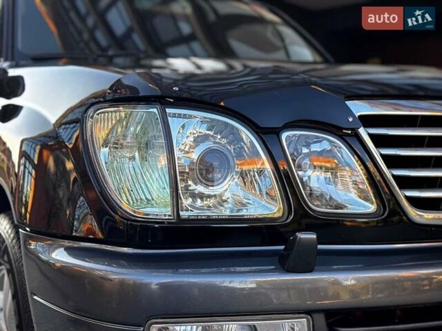 Лексус ЛХ 2005 у Івано-Франківську на Automoto.ua Чорний Лексус ЛХ, об'ємом двигуна 4.7 л та пробігом 296 тис. км за 15850 $, фото 22 на Automoto.ua
