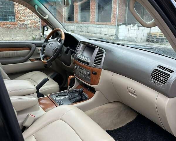 Лексус ЛХ 2005 в Мукачеве на Automoto.ua Черный Лексус ЛХ, объемом двигателя 4.66 л и пробегом 297 тыс. км за 11800 $, фото 7 на Automoto.ua