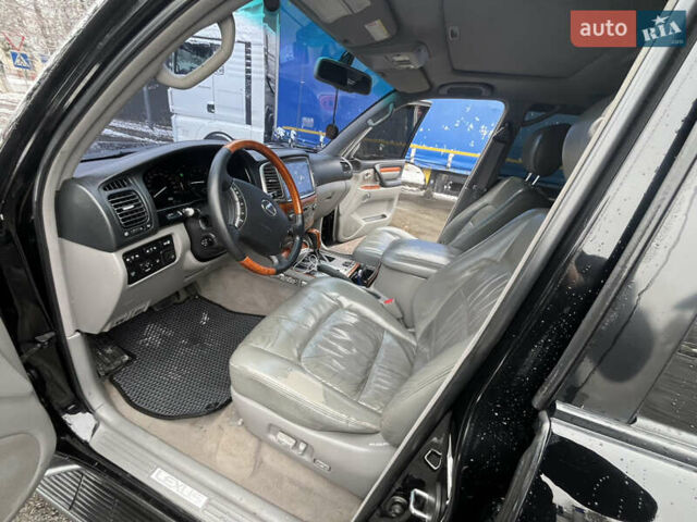 Черный Лексус ЛХ, объемом двигателя 4.6 л и пробегом 300 тыс. км за 13777 $, фото 43 на Automoto.ua