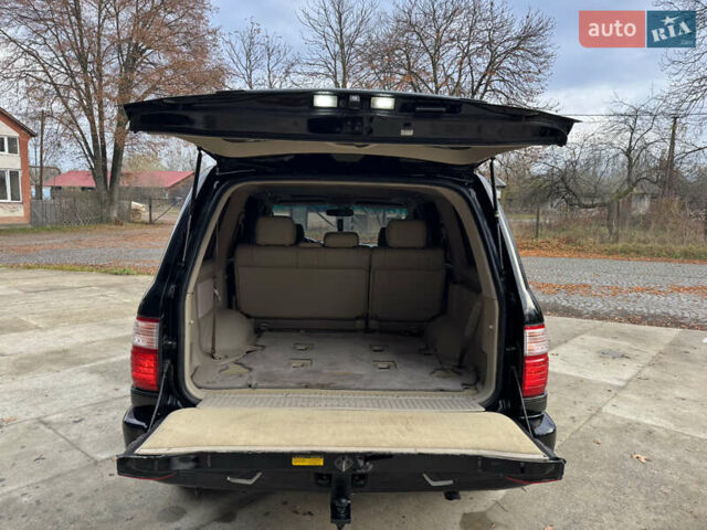 Черный Лексус ЛХ, объемом двигателя 4.7 л и пробегом 300 тыс. км за 14900 $, фото 10 на Automoto.ua