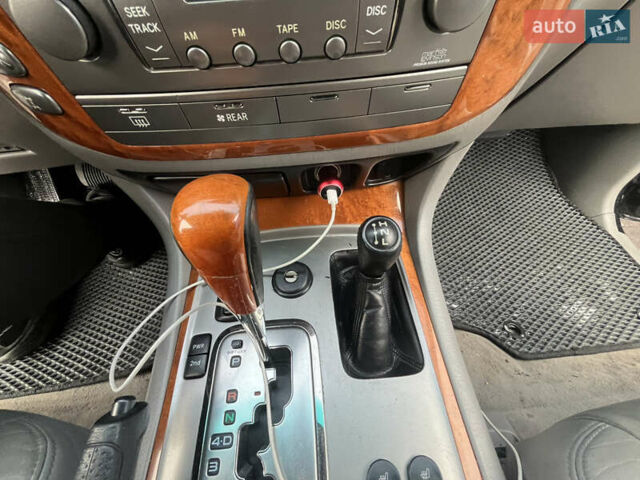 Черный Лексус ЛХ, объемом двигателя 4.6 л и пробегом 300 тыс. км за 13777 $, фото 51 на Automoto.ua