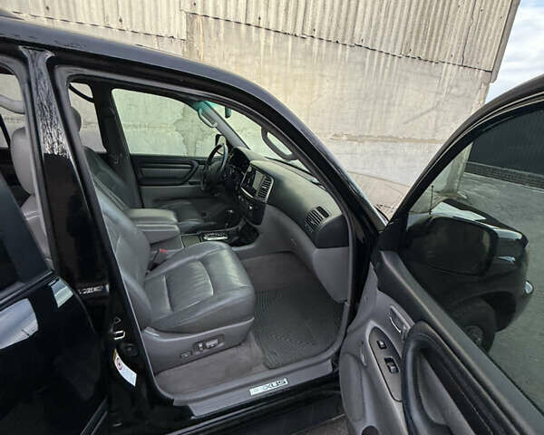 Чорний Лексус ЛХ, об'ємом двигуна 4.7 л та пробігом 163 тис. км за 16900 $, фото 9 на Automoto.ua