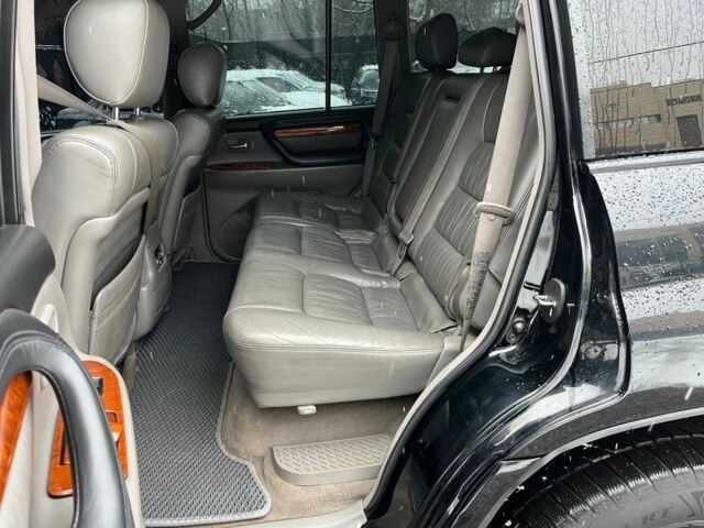 Черный Лексус ЛХ, объемом двигателя 4.7 л и пробегом 360 тыс. км за 12900 $, фото 8 на Automoto.ua