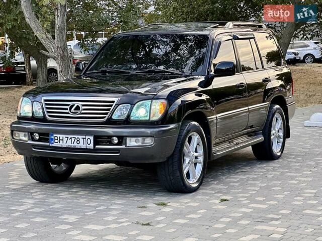 Черный Лексус ЛХ, объемом двигателя 4.7 л и пробегом 230 тыс. км за 14900 $, фото 2 на Automoto.ua