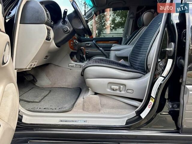 Черный Лексус ЛХ, объемом двигателя 4.7 л и пробегом 230 тыс. км за 14900 $, фото 32 на Automoto.ua