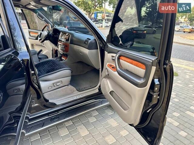 Черный Лексус ЛХ, объемом двигателя 4.7 л и пробегом 230 тыс. км за 14900 $, фото 46 на Automoto.ua