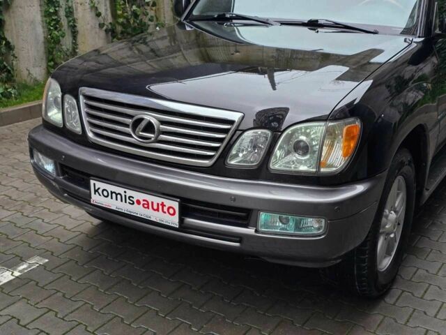 Черный Лексус ЛХ, объемом двигателя 4.67 л и пробегом 254 тыс. км за 15499 $, фото 1 на Automoto.ua