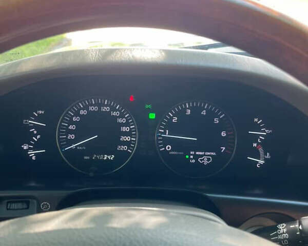 Чорний Лексус ЛХ, об'ємом двигуна 4.66 л та пробігом 250 тис. км за 18000 $, фото 5 на Automoto.ua