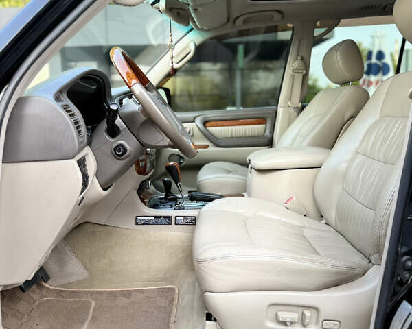 Чорний Лексус ЛХ, об'ємом двигуна 4.67 л та пробігом 300 тис. км за 17500 $, фото 35 на Automoto.ua