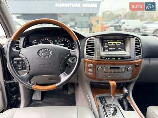 Лексус ЛХ 2006 у Києві на Automoto.ua Чорний Лексус ЛХ, об'ємом двигуна 4.66 л та пробігом 345 тис. км за 23999 $, фото 17 на Automoto.ua