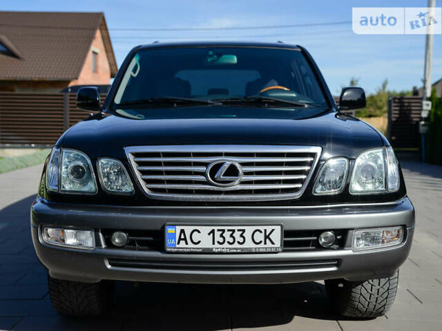 Черный Лексус ЛХ, объемом двигателя 4.67 л и пробегом 330 тыс. км за 19500 $, фото 1 на Automoto.ua