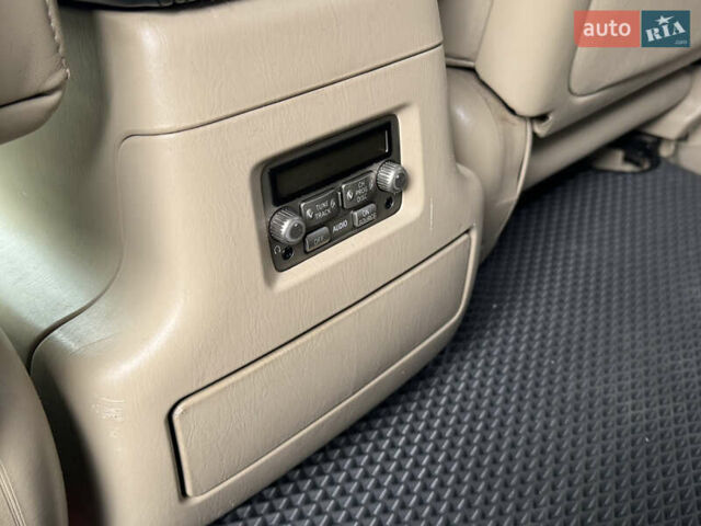 Черный Лексус ЛХ, объемом двигателя 4.67 л и пробегом 377 тыс. км за 14999 $, фото 27 на Automoto.ua