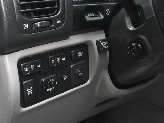 Черный Лексус ЛХ, объемом двигателя 4.67 л и пробегом 254 тыс. км за 15499 $, фото 21 на Automoto.ua