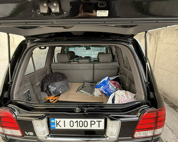 Чорний Лексус ЛХ, об'ємом двигуна 4.7 л та пробігом 163 тис. км за 16900 $, фото 17 на Automoto.ua