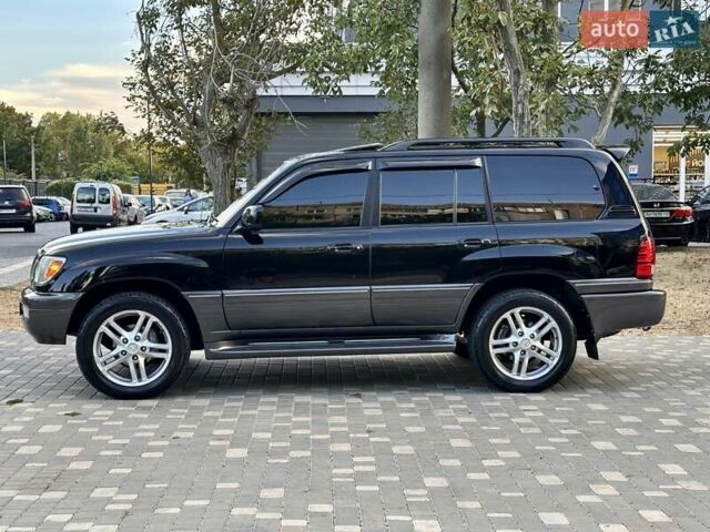 Черный Лексус ЛХ, объемом двигателя 4.7 л и пробегом 230 тыс. км за 14900 $, фото 4 на Automoto.ua