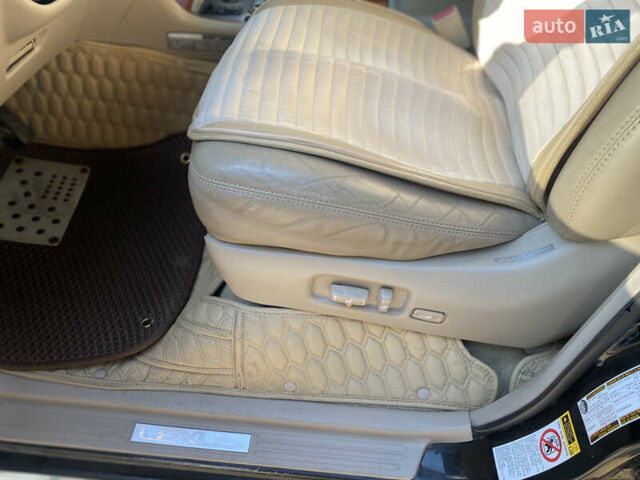Черный Лексус ЛХ, объемом двигателя 4.67 л и пробегом 365 тыс. км за 17500 $, фото 28 на Automoto.ua
