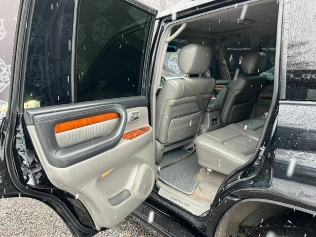 Черный Лексус ЛХ, объемом двигателя 4.7 л и пробегом 360 тыс. км за 12900 $, фото 7 на Automoto.ua