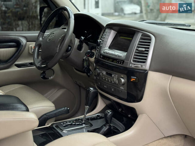 Черный Лексус ЛХ, объемом двигателя 4.67 л и пробегом 377 тыс. км за 14999 $, фото 41 на Automoto.ua