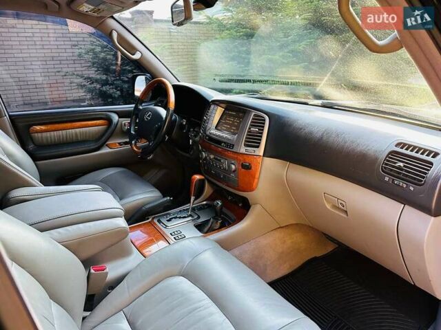 Черный Лексус ЛХ, объемом двигателя 4.67 л и пробегом 142 тыс. км за 18900 $, фото 24 на Automoto.ua