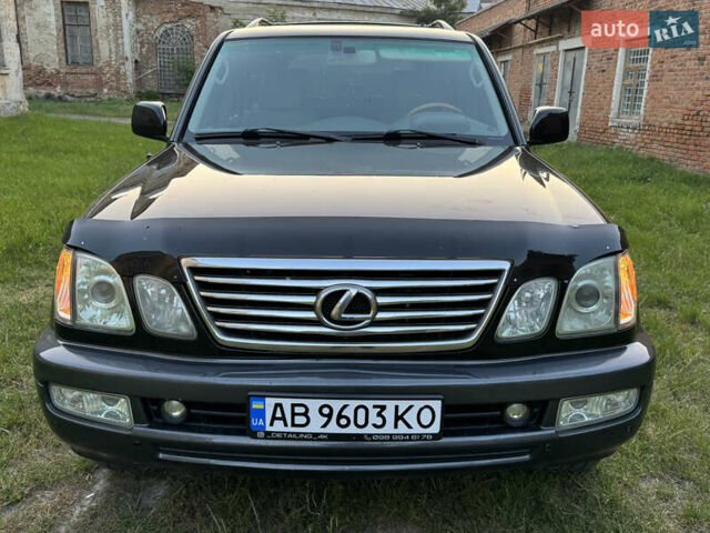 Черный Лексус ЛХ, объемом двигателя 4.7 л и пробегом 288 тыс. км за 15300 $, фото 7 на Automoto.ua