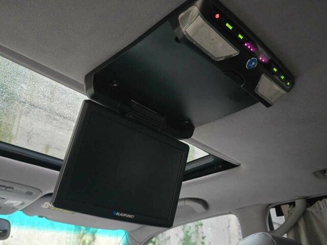 Черный Лексус ЛХ, объемом двигателя 4.67 л и пробегом 254 тыс. км за 15499 $, фото 20 на Automoto.ua