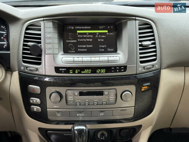 Черный Лексус ЛХ, объемом двигателя 4.67 л и пробегом 377 тыс. км за 14999 $, фото 25 на Automoto.ua