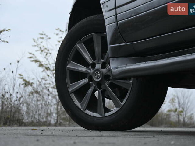 Черный Лексус ЛХ, объемом двигателя 4.66 л и пробегом 258 тыс. км за 16500 $, фото 11 на Automoto.ua