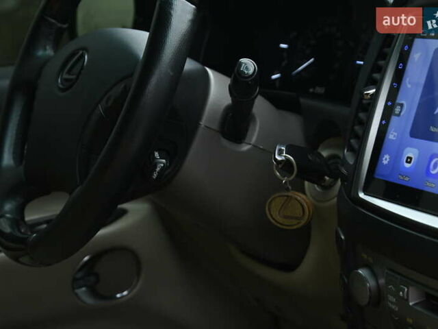 Черный Лексус ЛХ, объемом двигателя 4.66 л и пробегом 258 тыс. км за 16500 $, фото 32 на Automoto.ua