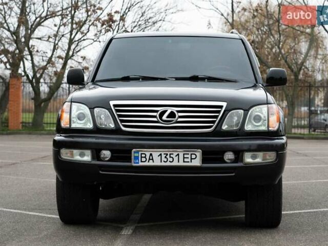 Чорний Лексус ЛХ, об'ємом двигуна 4.66 л та пробігом 216 тис. км за 17500 $, фото 1 на Automoto.ua