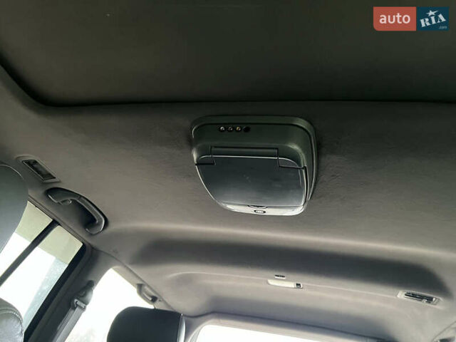 Чорний Лексус ЛХ, об'ємом двигуна 4.7 л та пробігом 270 тис. км за 14800 $, фото 19 на Automoto.ua