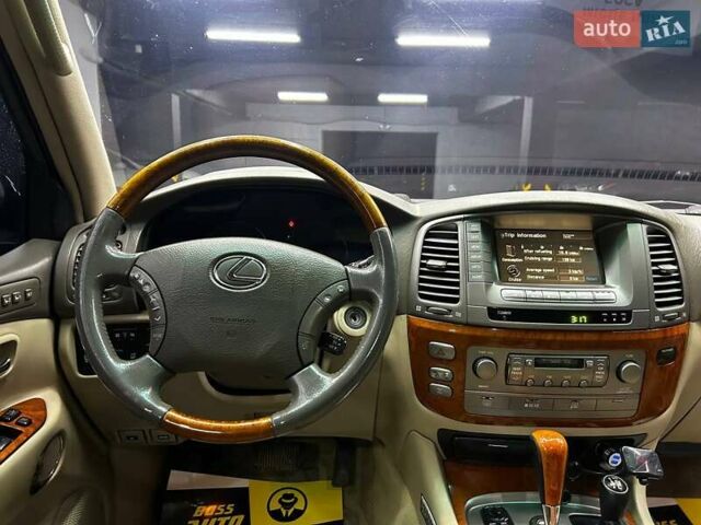 Чорний Лексус ЛХ, об'ємом двигуна 4.66 л та пробігом 238 тис. км за 17500 $, фото 18 на Automoto.ua