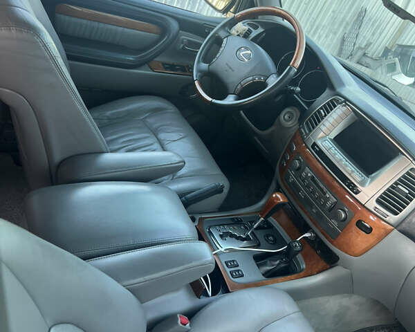 Чорний Лексус ЛХ, об'ємом двигуна 4.67 л та пробігом 239 тис. км за 18500 $, фото 5 на Automoto.ua