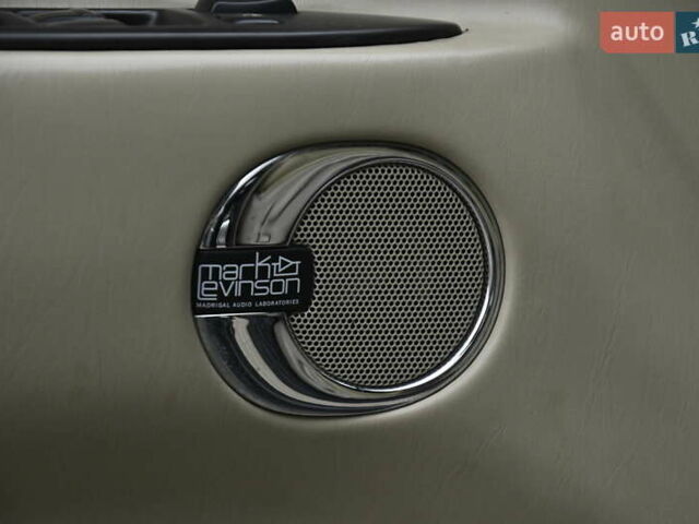 Черный Лексус ЛХ, объемом двигателя 4.66 л и пробегом 258 тыс. км за 16500 $, фото 18 на Automoto.ua