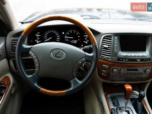 Чорний Лексус ЛХ, об'ємом двигуна 4.66 л та пробігом 216 тис. км за 17500 $, фото 24 на Automoto.ua