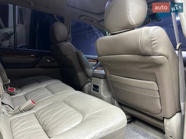 Чорний Лексус ЛХ, об'ємом двигуна 4.66 л та пробігом 238 тис. км за 17500 $, фото 15 на Automoto.ua