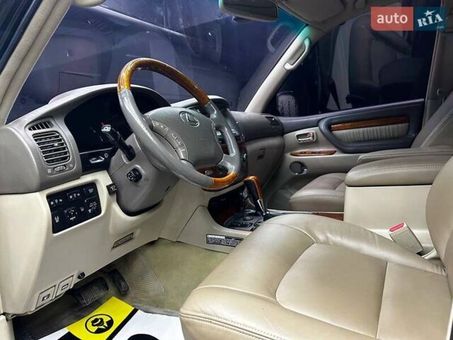 Чорний Лексус ЛХ, об'ємом двигуна 4.66 л та пробігом 238 тис. км за 17500 $, фото 26 на Automoto.ua