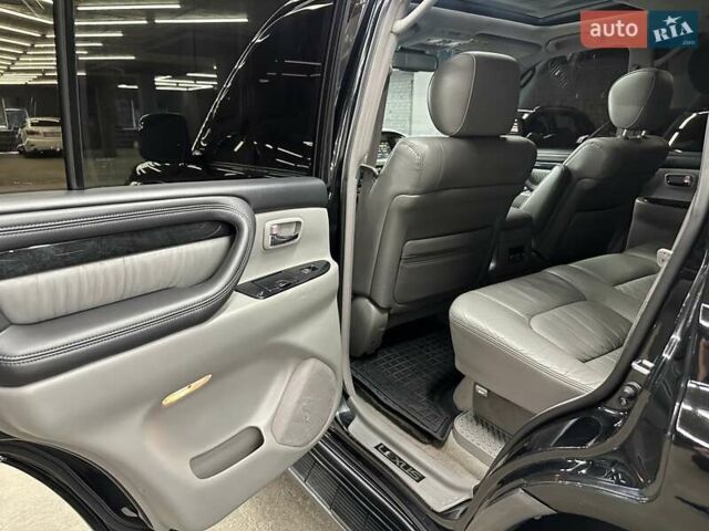 Черный Лексус ЛХ, объемом двигателя 4.66 л и пробегом 211 тыс. км за 19800 $, фото 18 на Automoto.ua