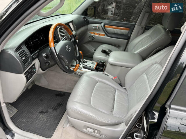 Черный Лексус ЛХ, объемом двигателя 4.7 л и пробегом 258 тыс. км за 16500 $, фото 10 на Automoto.ua
