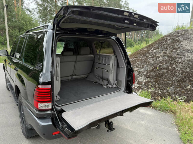 Черный Лексус ЛХ, объемом двигателя 4.7 л и пробегом 258 тыс. км за 16500 $, фото 14 на Automoto.ua