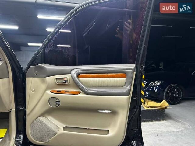 Чорний Лексус ЛХ, об'ємом двигуна 4.66 л та пробігом 238 тис. км за 17500 $, фото 14 на Automoto.ua