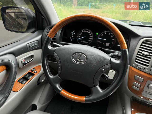 Черный Лексус ЛХ, объемом двигателя 4.7 л и пробегом 258 тыс. км за 16500 $, фото 9 на Automoto.ua