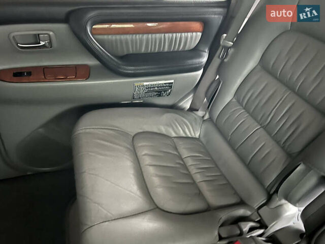 Чорний Лексус ЛХ, об'ємом двигуна 4.7 л та пробігом 270 тис. км за 14800 $, фото 14 на Automoto.ua