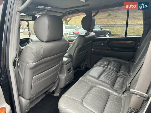 Чорний Лексус ЛХ, об'ємом двигуна 4.67 л та пробігом 319 тис. км за 19200 $, фото 10 на Automoto.ua