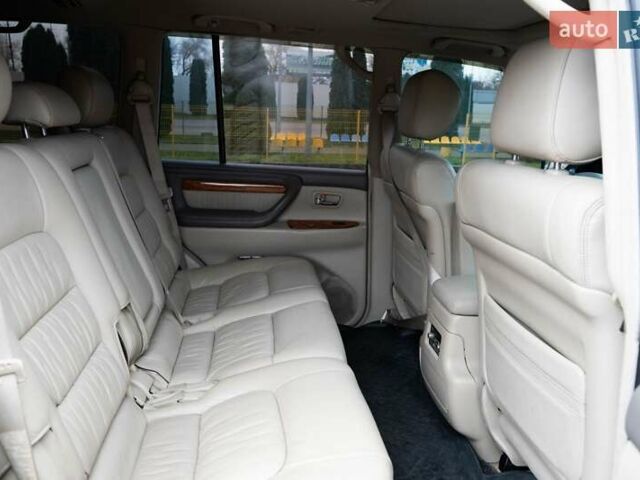 Чорний Лексус ЛХ, об'ємом двигуна 4.66 л та пробігом 216 тис. км за 17500 $, фото 11 на Automoto.ua