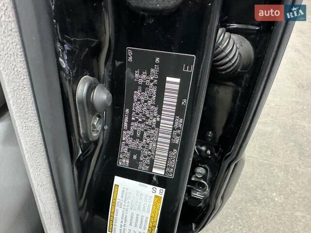 Черный Лексус ЛХ, объемом двигателя 4.66 л и пробегом 211 тыс. км за 19800 $, фото 40 на Automoto.ua