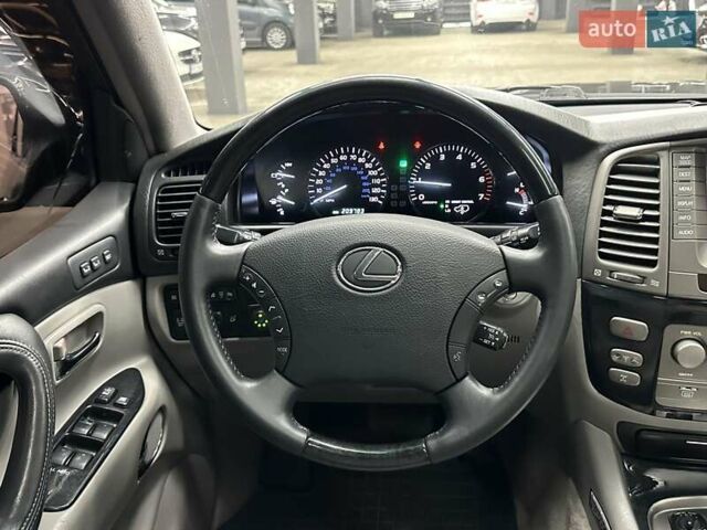 Черный Лексус ЛХ, объемом двигателя 4.66 л и пробегом 211 тыс. км за 19800 $, фото 35 на Automoto.ua