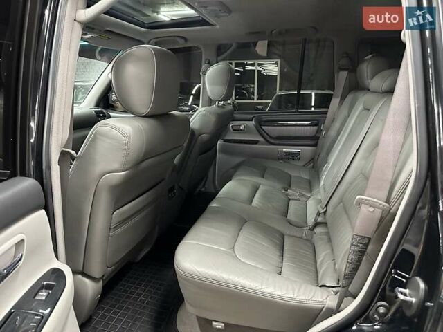 Черный Лексус ЛХ, объемом двигателя 4.66 л и пробегом 211 тыс. км за 19800 $, фото 19 на Automoto.ua